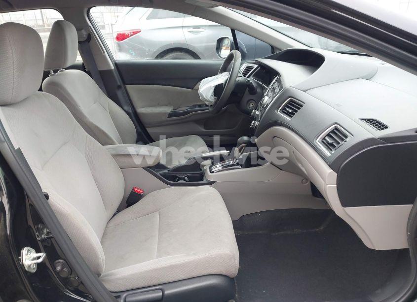 Photo 5 of 2013 Honda Civic LX (VIN 2HGFB2F53DH302081)