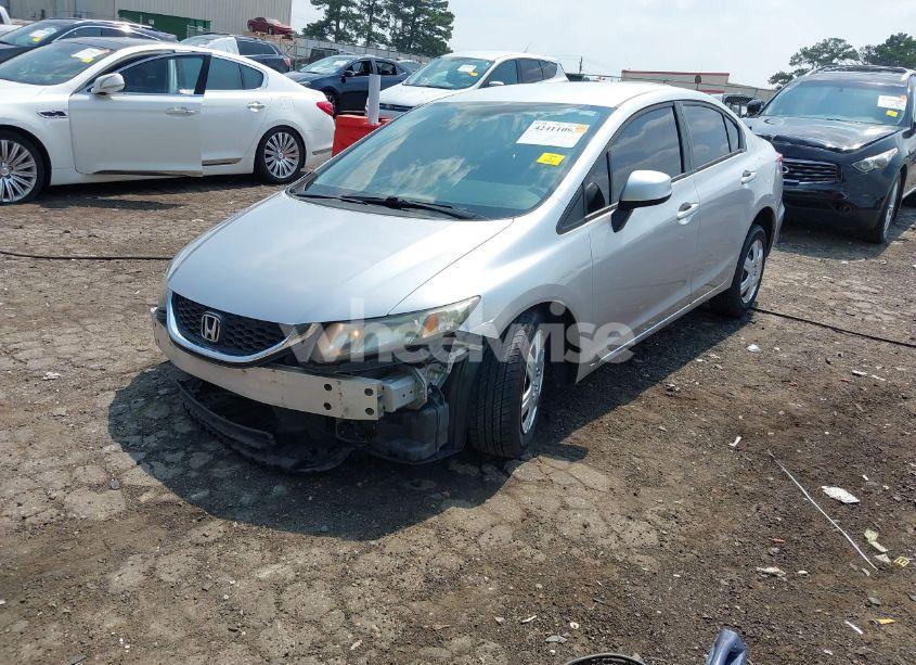 Photo 2 of 2013 Honda Civic LX (VIN 2HGFB2F53DH504578)