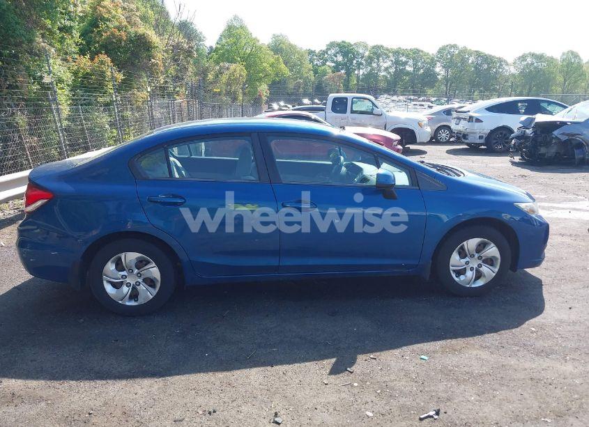 Photo 13 of 2013 Honda Civic LX (VIN 2HGFB2F53DH510218)