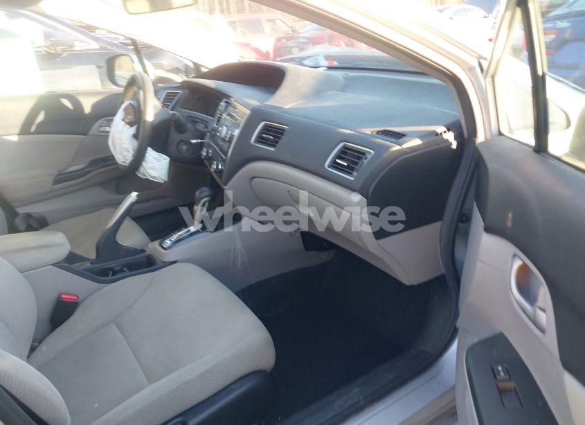 Photo 5 of 2013 Honda Civic LX (VIN 2HGFB2F53DH542618)