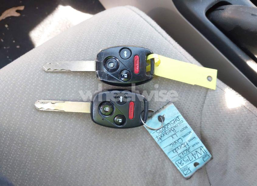 Photo 11 of 2013 Honda Civic LX (VIN 2HGFB2F53DH560035)