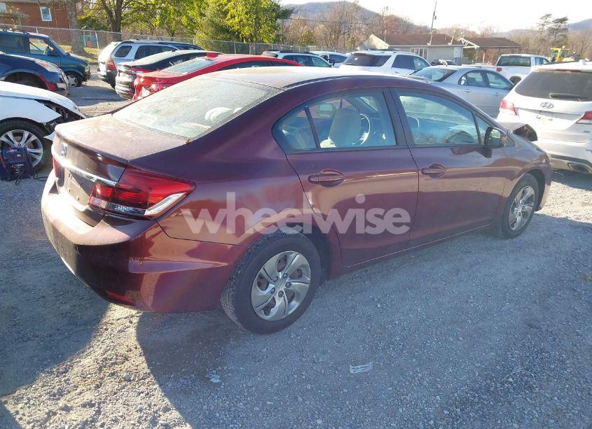 Photo 4 of 2013 Honda Civic LX (VIN 2HGFB2F53DH560035)