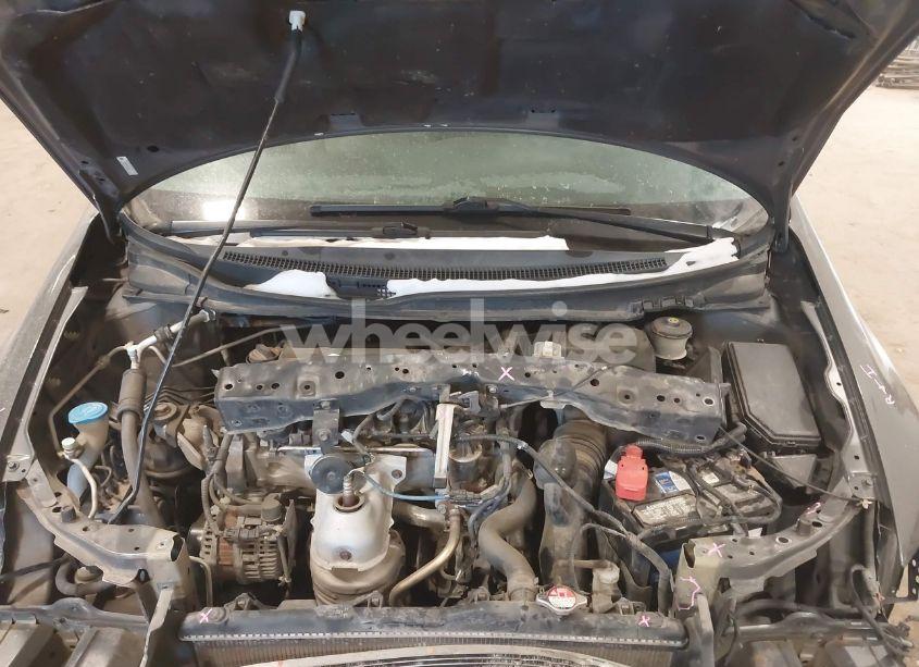 Photo 10 of 2013 Honda Civic LX (VIN 2HGFB2F53DH571553)