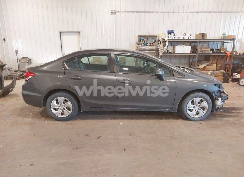 Photo 13 of 2013 Honda Civic LX (VIN 2HGFB2F53DH571553)