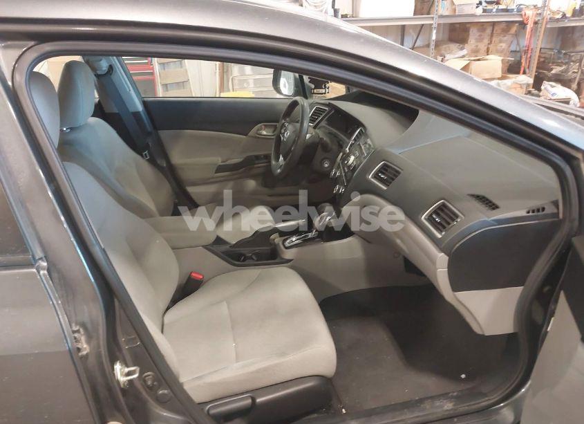 Photo 5 of 2013 Honda Civic LX (VIN 2HGFB2F53DH571553)