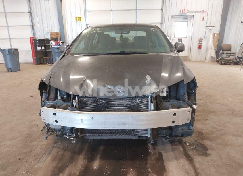 Photo 6 of 2013 Honda Civic LX (VIN 2HGFB2F53DH571553)