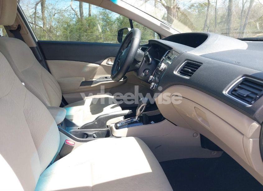 Photo 5 of 2013 Honda Civic LX (VIN 2HGFB2F53DH579247)