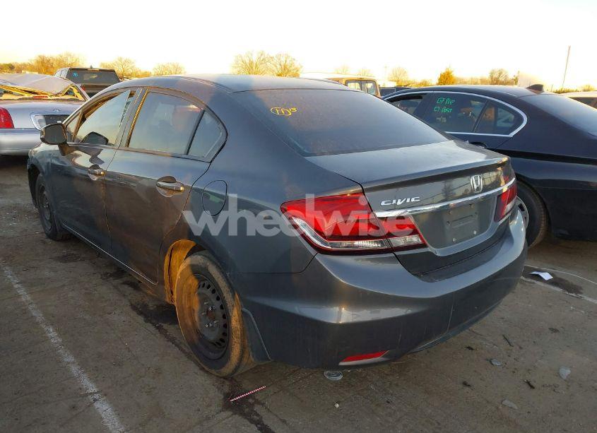 Photo 3 of 2013 Honda Civic LX (VIN 2HGFB2F53DH587025)