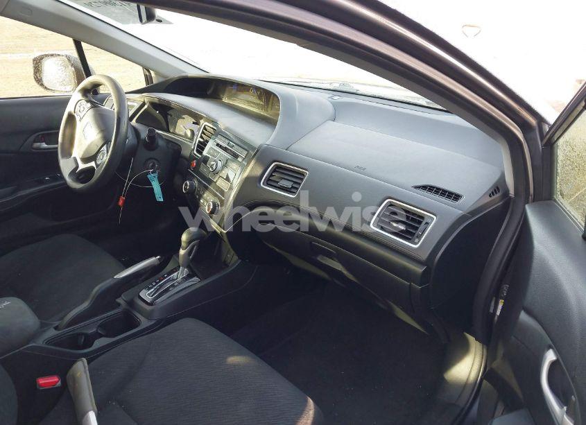 Photo 5 of 2013 Honda Civic SDN (VIN 2HGFB2F53DH593844)