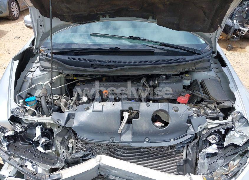 Photo 10 of 2014 Honda Civic LX (VIN 2HGFB2F53EH501472)