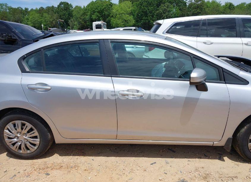 Photo 13 of 2014 Honda Civic LX (VIN 2HGFB2F53EH501472)