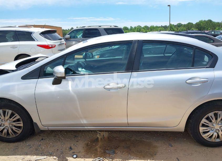 Photo 14 of 2014 Honda Civic LX (VIN 2HGFB2F53EH501472)