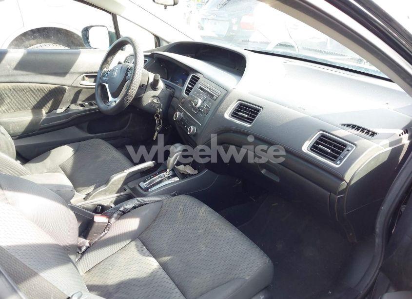 Photo 5 of 2014 Honda Civic LX (VIN 2HGFB2F53EH501990)