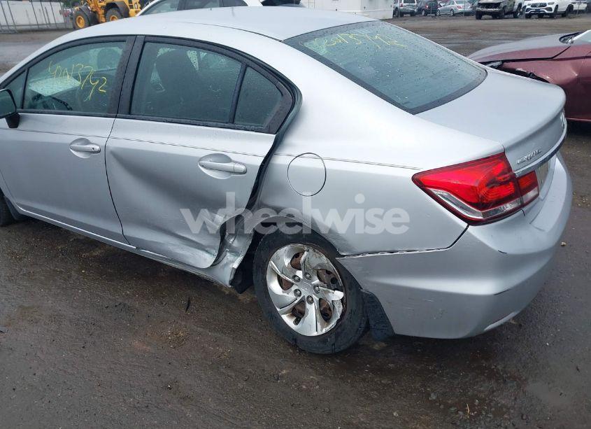 Photo 6 of 2014 Honda Civic LX (VIN 2HGFB2F53EH509796)