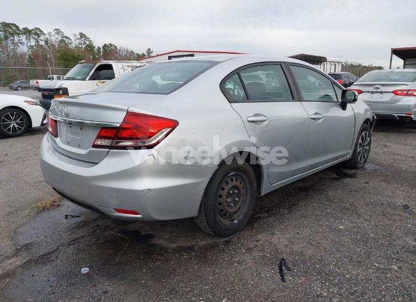 Photo 4 of 2014 Honda Civic LX (VIN 2HGFB2F53EH546220)
