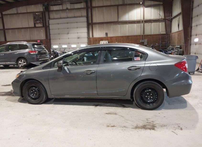 Photo 15 of 2012 Honda Civic LX (VIN 2HGFB2F54CH302430)