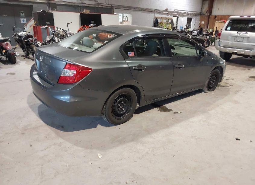 Photo 4 of 2012 Honda Civic LX (VIN 2HGFB2F54CH302430)