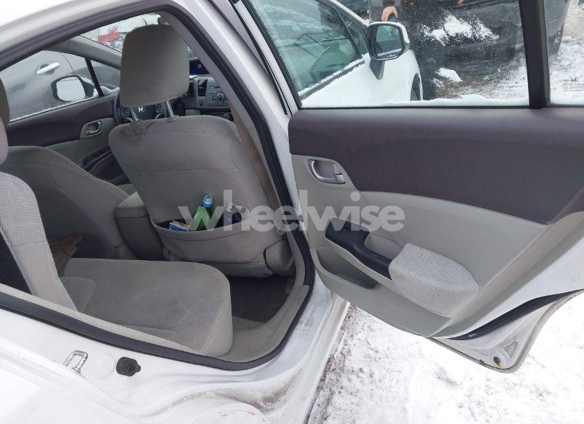 Photo 8 of 2012 Honda Civic SDN LX (VIN 2HGFB2F54CH306218)