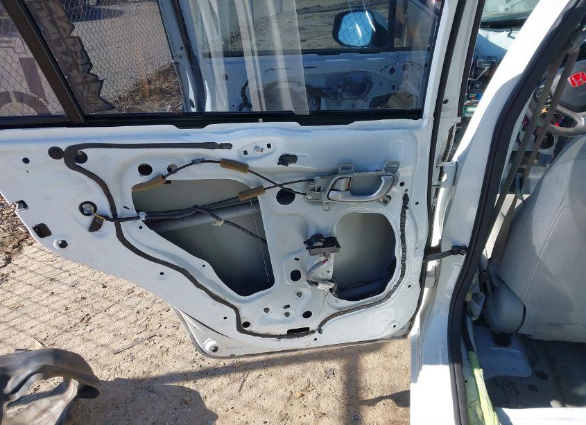 Photo 6 of 2012 Honda Civic SDN LX (VIN 2HGFB2F54CH320135)