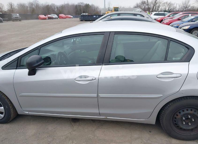 Photo 14 of 2012 Honda Civic LX (VIN 2HGFB2F54CH325769)