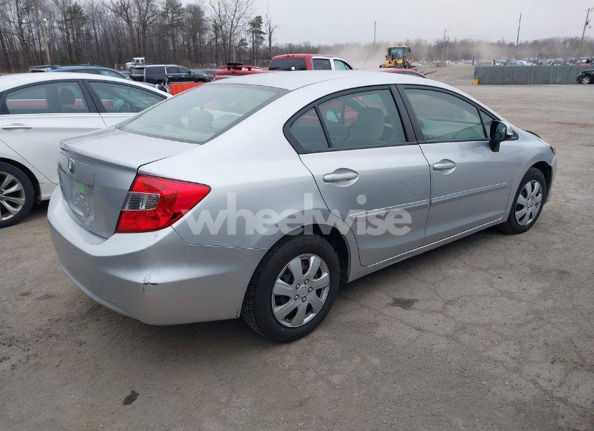 Photo 4 of 2012 Honda Civic LX (VIN 2HGFB2F54CH325769)