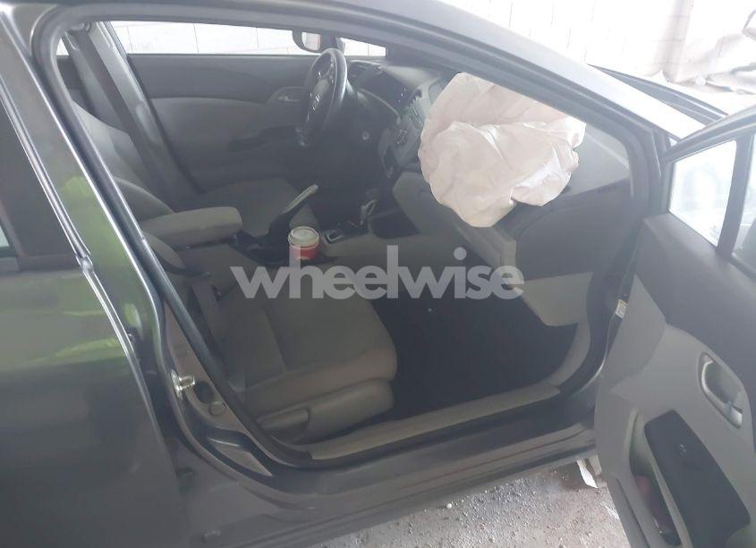 Photo 5 of 2012 Honda Civic LX (VIN 2HGFB2F54CH327683)