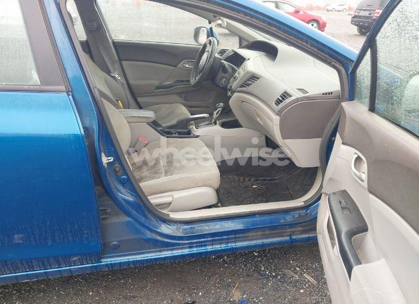 Photo 5 of 2012 Honda Civic LX (VIN 2HGFB2F54CH535126)