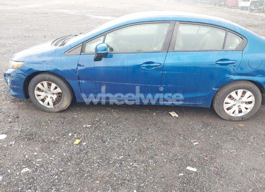 Photo 6 of 2012 Honda Civic LX (VIN 2HGFB2F54CH535126)