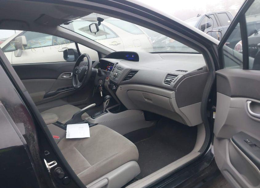 Photo 5 of 2012 Honda Civic LX (VIN 2HGFB2F54CH566943)