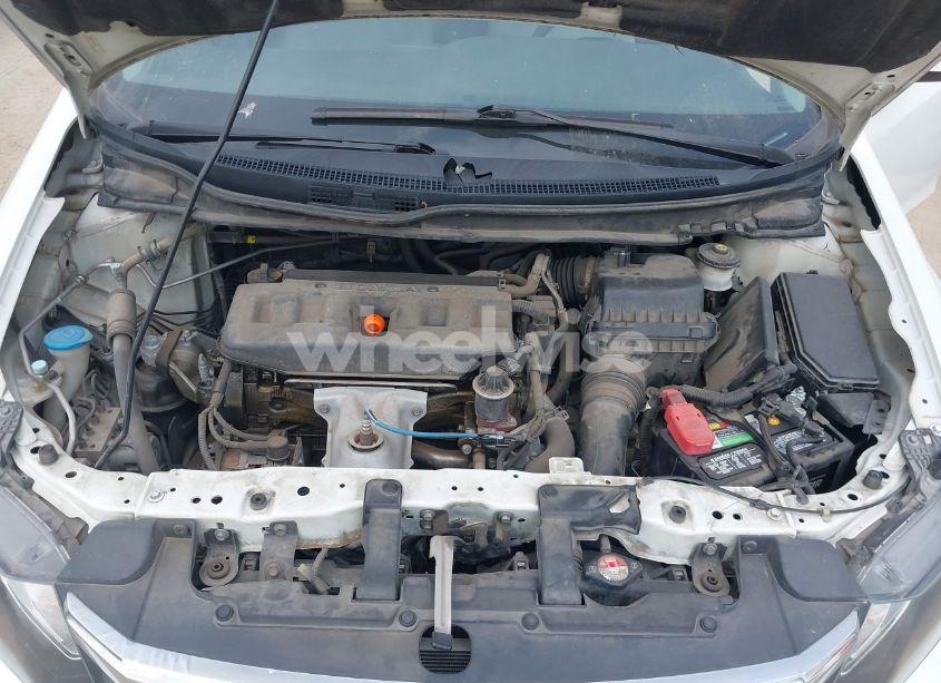 Photo 10 of 2012 Honda Civic LX (VIN 2HGFB2F54CH571236)