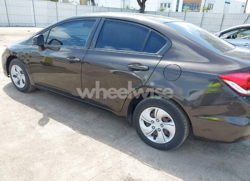 Photo 6 of 2013 Honda Civic LX (VIN 2HGFB2F54DH511717)