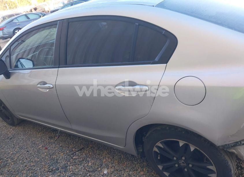 Photo 14 of 2013 Honda Civic LX (VIN 2HGFB2F54DH513399)