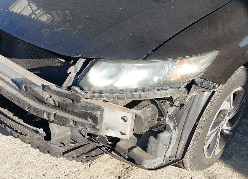 Photo 6 of 2013 Honda Civic LX (VIN 2HGFB2F54DH546970)