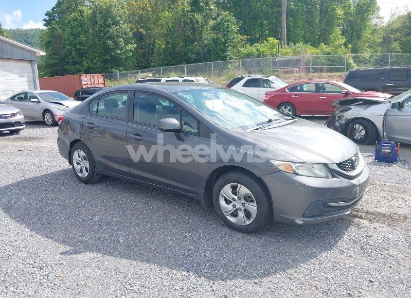 2013 Honda Civic LX (VIN 2HGFB2F54DH574932) main photo