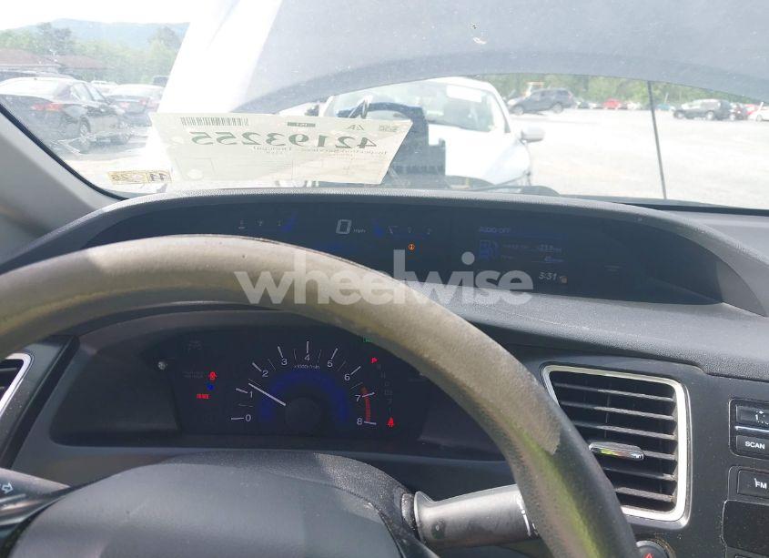 Photo 7 of 2013 Honda Civic LX (VIN 2HGFB2F54DH574932)