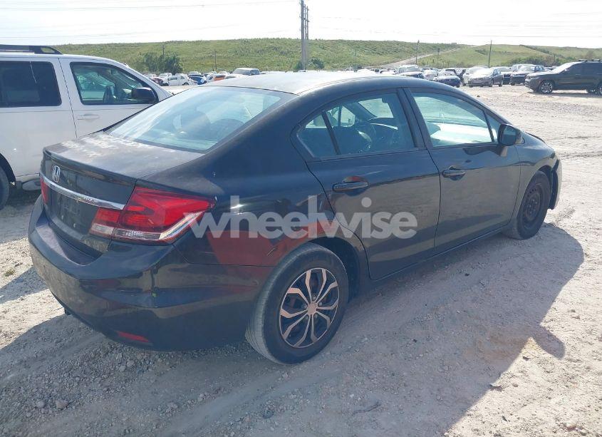 Photo 4 of 2013 Honda Civic LX (VIN 2HGFB2F54DH584005)