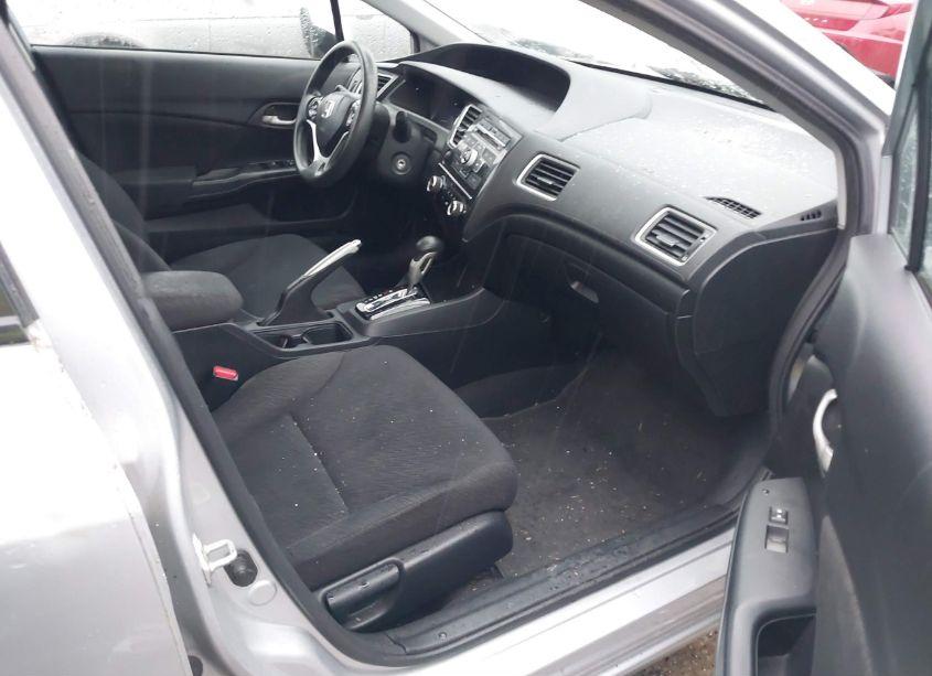 Photo 5 of 2013 Honda Civic LX (VIN 2HGFB2F54DH584926)