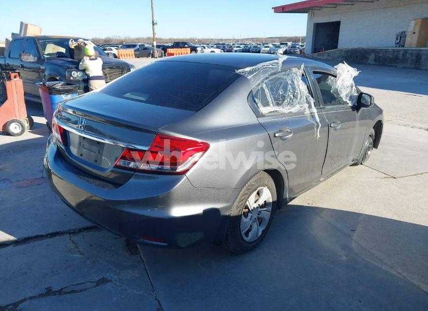 Photo 4 of 2013 Honda Civic LX (VIN 2HGFB2F54DH596932)