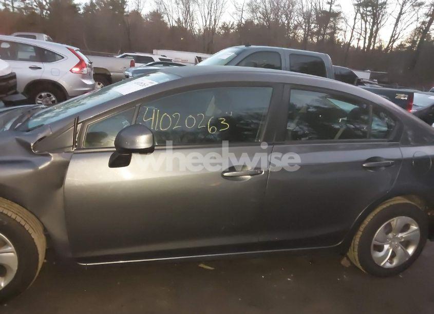 Photo 15 of 2013 Honda Civic LX (VIN 2HGFB2F54DH603135)