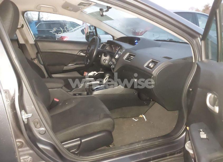 Photo 5 of 2013 Honda Civic LX (VIN 2HGFB2F54DH603135)