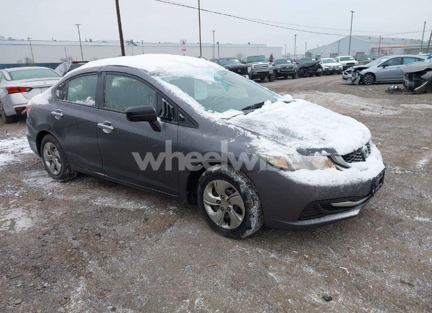 2015 Honda Civic LX (VIN 2HGFB2F54FH506603) main photo