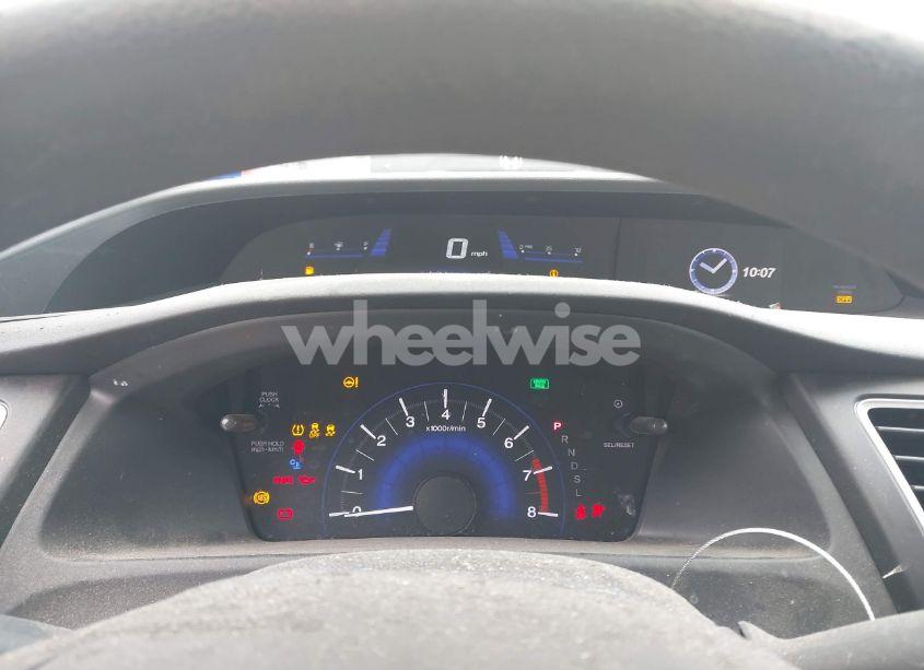 Photo 16 of 2015 Honda Civic LX (VIN 2HGFB2F54FH535907)