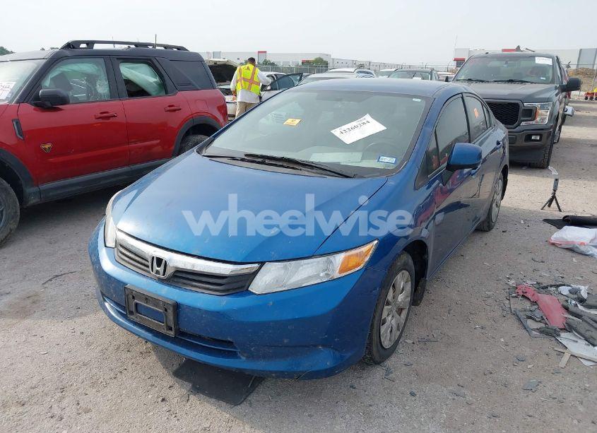 Photo 2 of 2012 Honda Civic LX (VIN 2HGFB2F55CH551352)