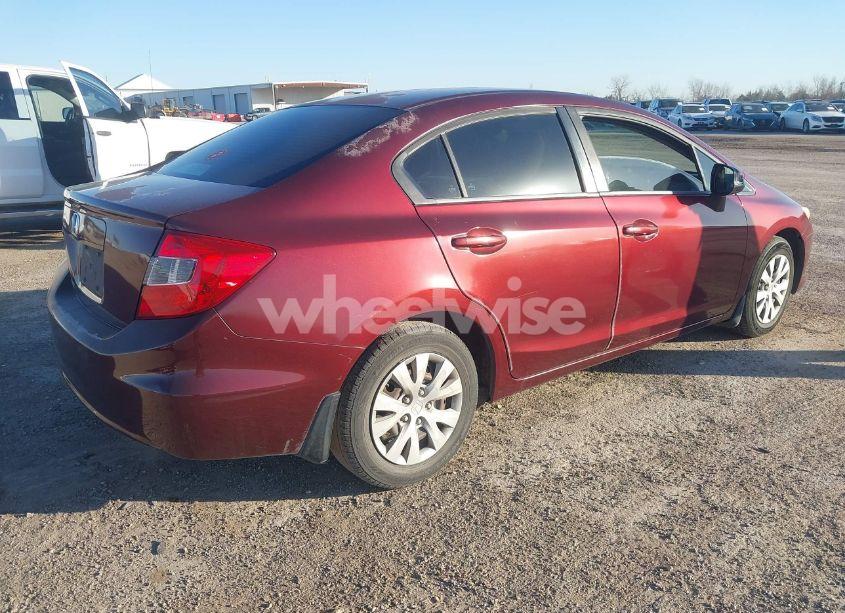 Photo 4 of 2012 Honda Civic LX (VIN 2HGFB2F55CH555417)