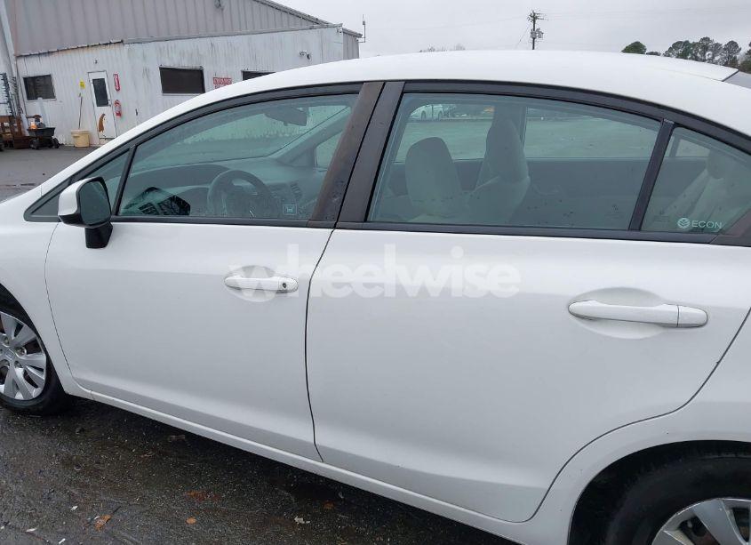 Photo 14 of 2012 Honda Civic LX (VIN 2HGFB2F55CH581337)