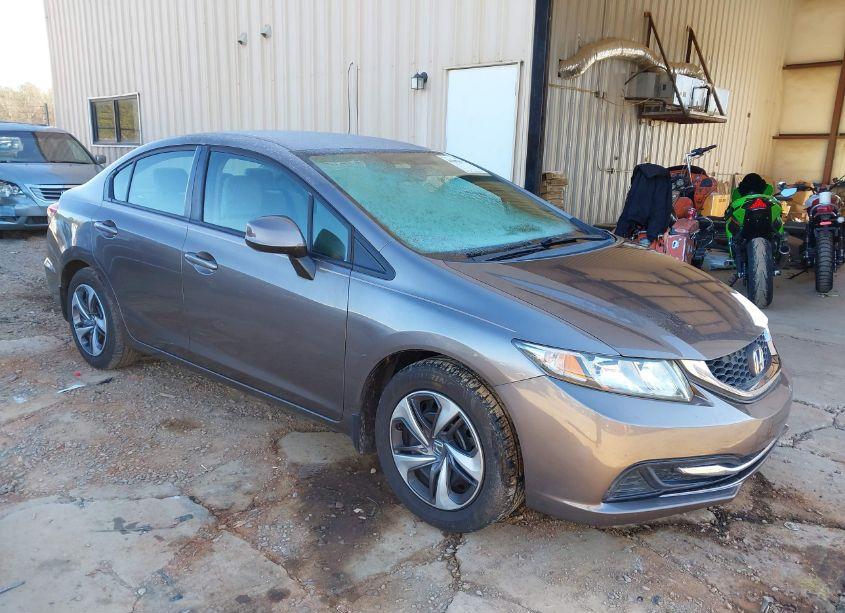 2013 Honda Civic LX (VIN 2HGFB2F55DH509975) main photo