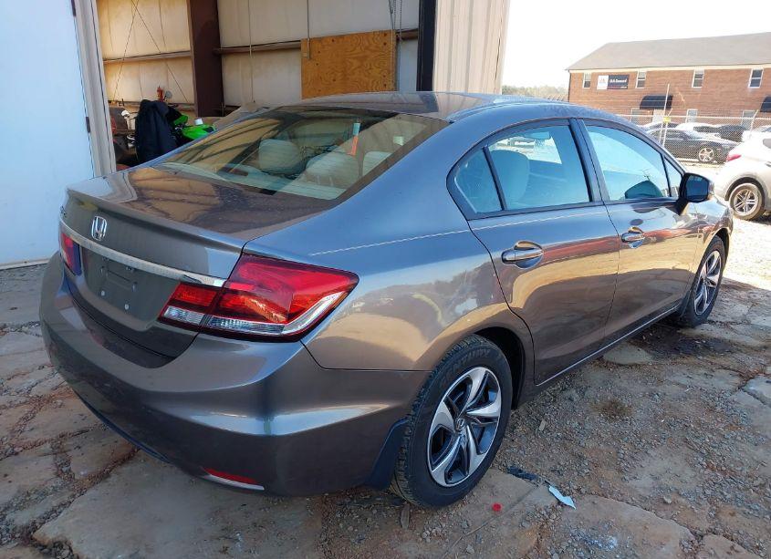 Photo 4 of 2013 Honda Civic LX (VIN 2HGFB2F55DH509975)