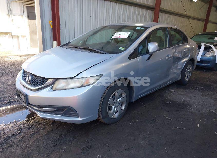 Photo 2 of 2013 Honda Civic LX (VIN 2HGFB2F55DH534794)
