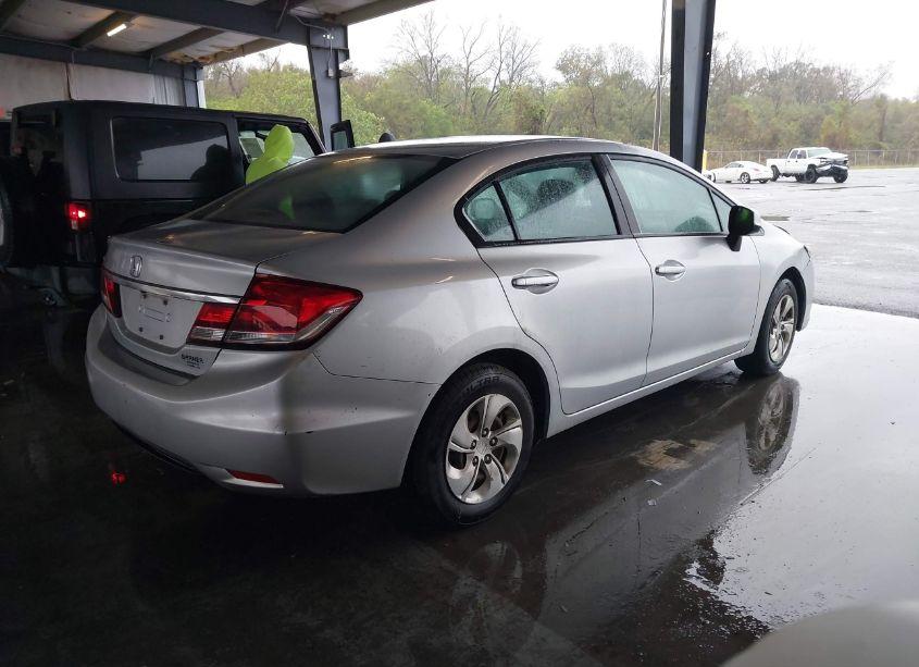 Photo 4 of 2013 Honda Civic LX (VIN 2HGFB2F55DH540966)