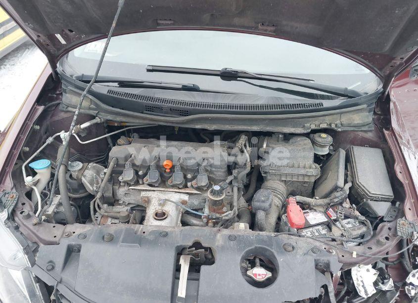 Photo 10 of 2013 Honda Civic LX (VIN 2HGFB2F55DH555595)